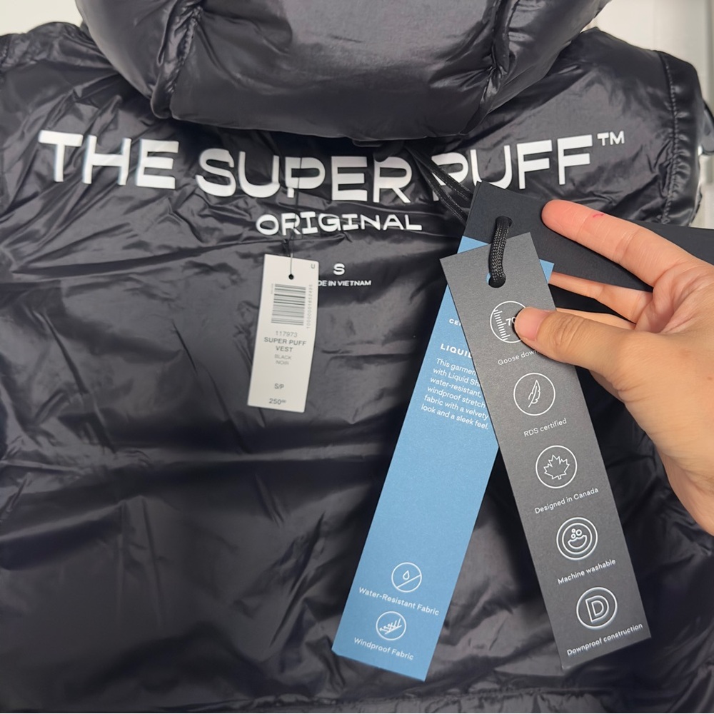 Aritzia The Super Puff Vest in Black Liquid Shine Goose Down Puffer Vest Small - Picture 5 of 11